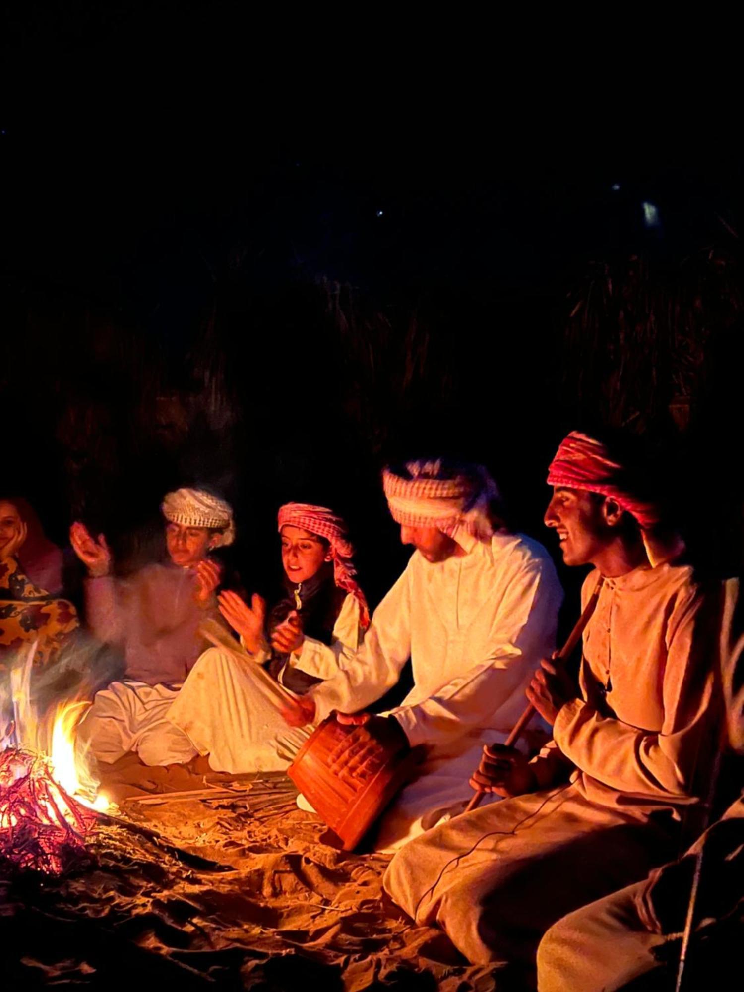 Private Bedouin Tent -Odpc Shahiq ภายนอก รูปภาพ
